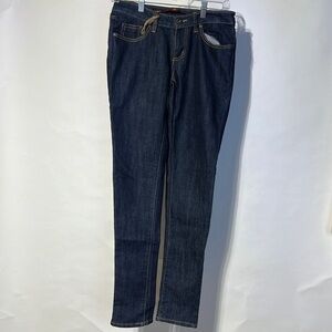 Girls juniors dark wash skinny HWY jeans. Size 7. EUC